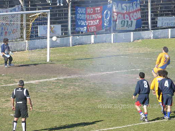 Di Maulo de penal abre la cuenta. fu en el primer tiempo