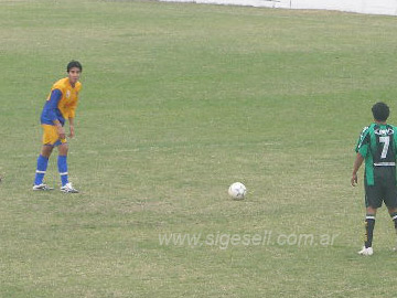 La pegada de Marcos Zrate, otra vez goleadora