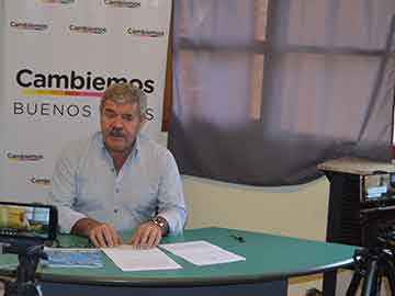 Luis Baldo durante la conferencia de prensa. Destac el apoyo Nacional y Provincial