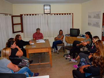 El Presidente del Concejo recibi a un grupo de mujeres