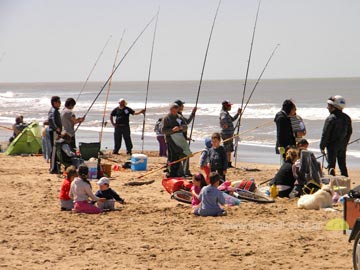 Hoy domingo de pesca. La base estar en el Balneario Noctiluca de 126 y playa