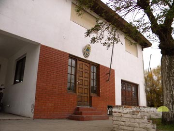 Frente de la Comisara Primera de Villa Gesell