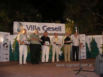 Ex Intendentes en el escenario: Taboada, Allo, Baldo, Fernandez y Schmidt