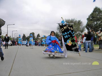 Imgenes del desfile en una galera aqui