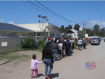 La Escuela Especial fue sede del voto electrnico. Muchas demoras