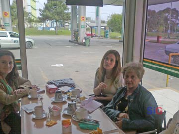 Maricarmen Berdeja, Alejandra Gripaldi y Cristina Dalquie, en dialogo con Si Gesell