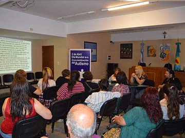 Una nueva charla de padres azules (foto archivo noviembre de 2018)