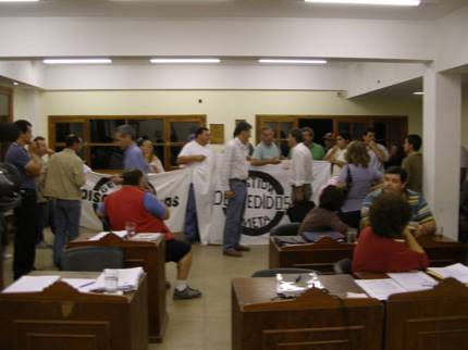 Manifestantes tomaron el recinto de sesiones