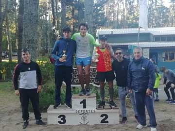 El podio caballeros, con Gauna, Benitez y Ledesma