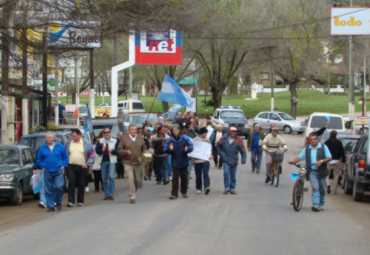 Manifestantes en plena avenida 3 (foto gentileza elfundadoronline.com)