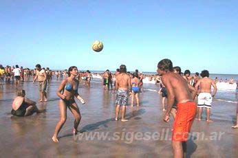 El deporte y la playa, siempre ligados    