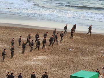 A las 20 echan a los turistas de las playas: 'lavada de cara' por el caso Fernando?