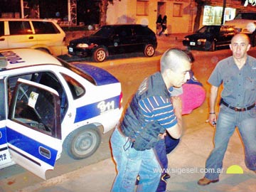 La policia informa sobre una detencin y cuatro allanamientos (foto de archivo)