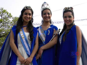 La Soberana y sus princesas  desfilaron este domingo